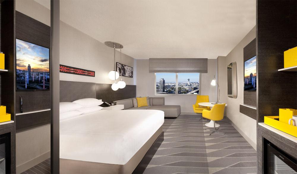 Hotel Hyatt Regency Angeles International Airport 3*